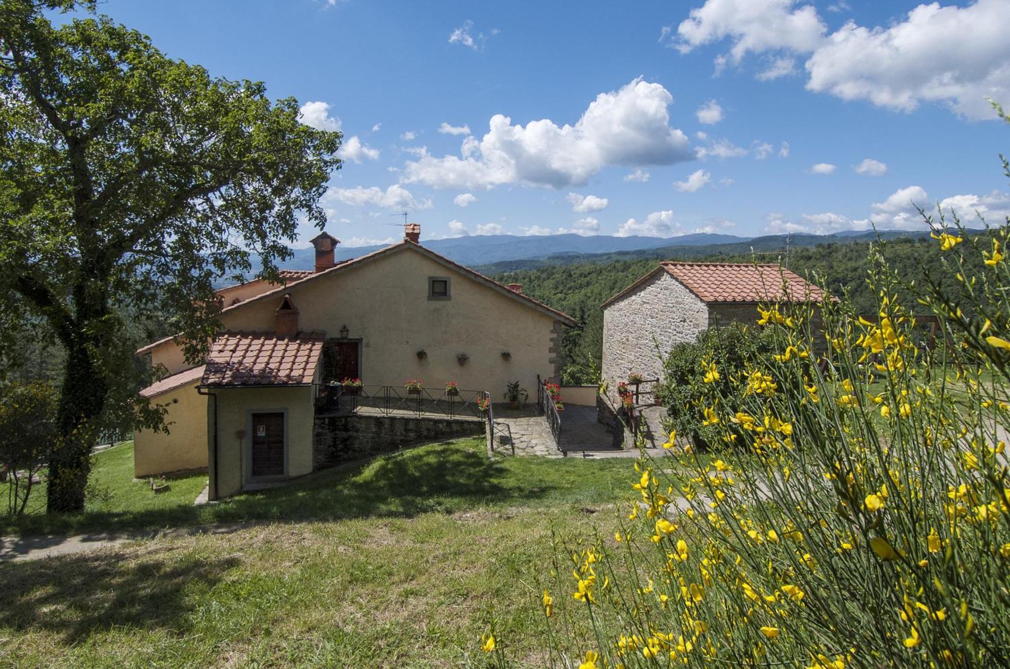 Borgo Tramonte Hotel Pratovecchio Buitenkant foto
