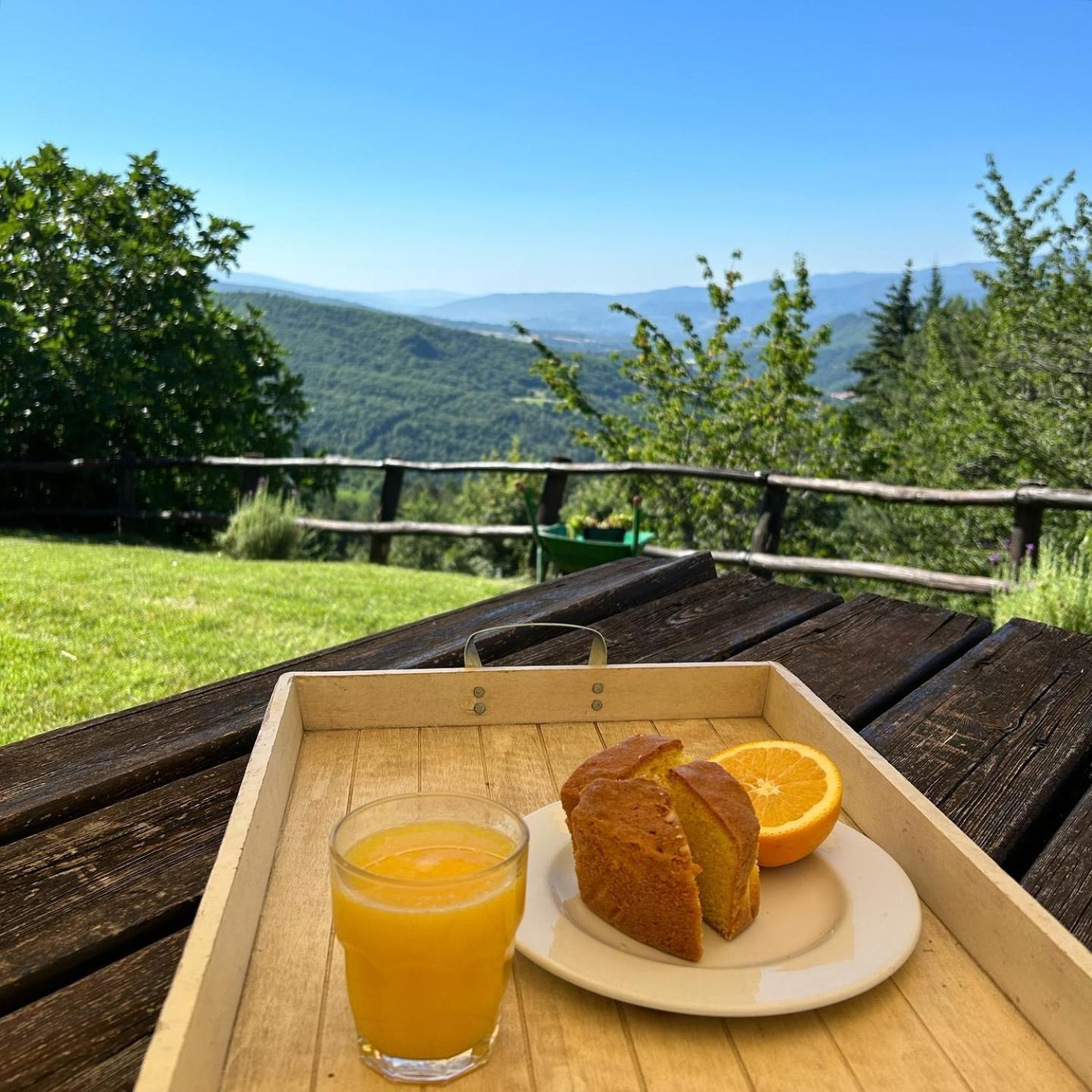 Borgo Tramonte Hotel Pratovecchio Buitenkant foto